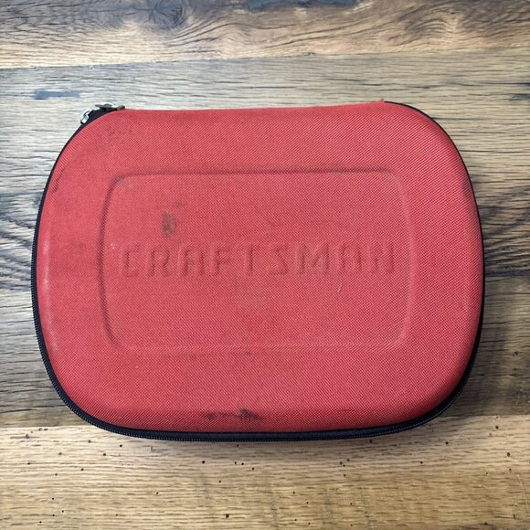 Craftsman 4-in-1 Level with Laser Trac Carry Case & Glasses, Model No. 320.48251 - Picture 9 of 10